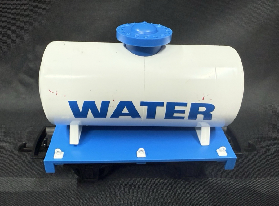 HLW Hartland Locomotive Train Works G Scale Tank Cars Kit Cars x2