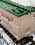 USA Trains Denny's Restaurant Refrigeration Reefer Car G Scale