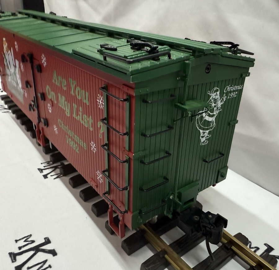 USA Trains R-13011 Christmas "Are You On My List" 1993 Reefer Metal Wheels G