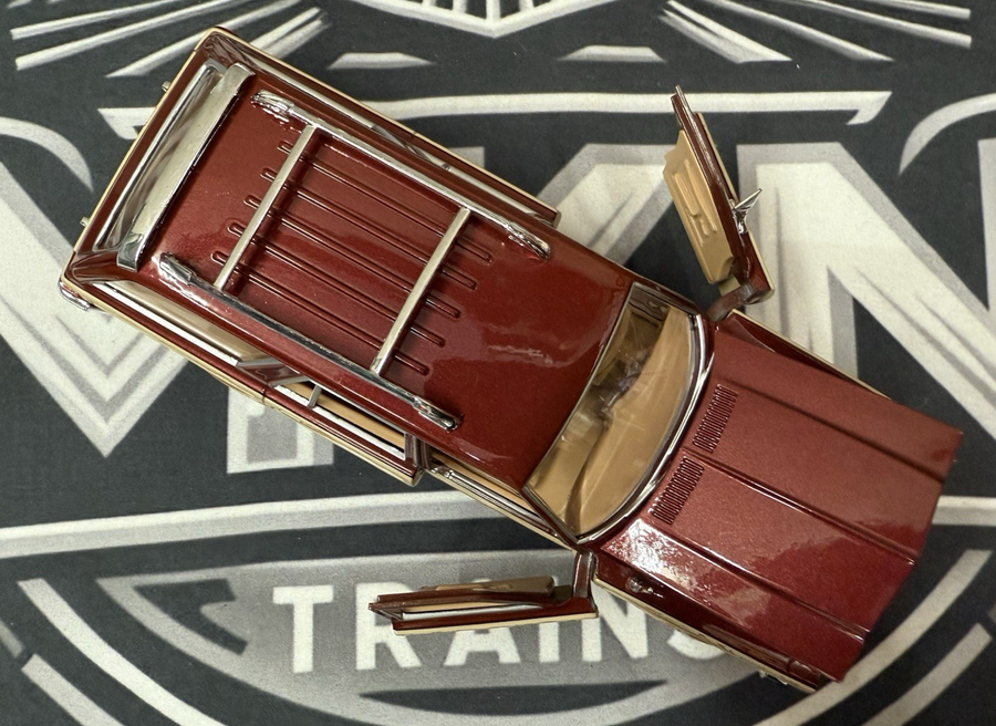 1979 Chrysler Lebaron Town and Country Burgundy 1/24 Diecast Model Car by Mot...