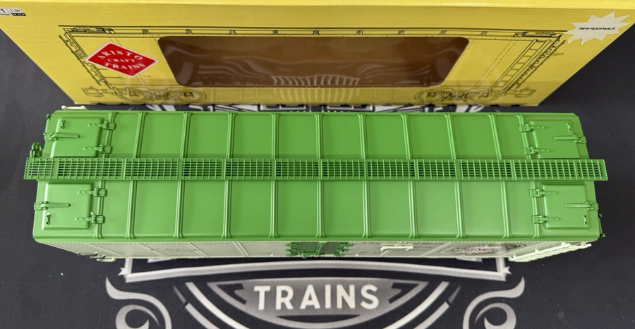 Aristo Craft ART 46205 Heineken Beer Reefer green metal wheels NEW/BOX G Scale