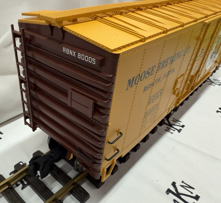 Aristo Craft Art 45211 PENNSY PILSNER Plug Door Box Car METAL WHEELS LN/BOX