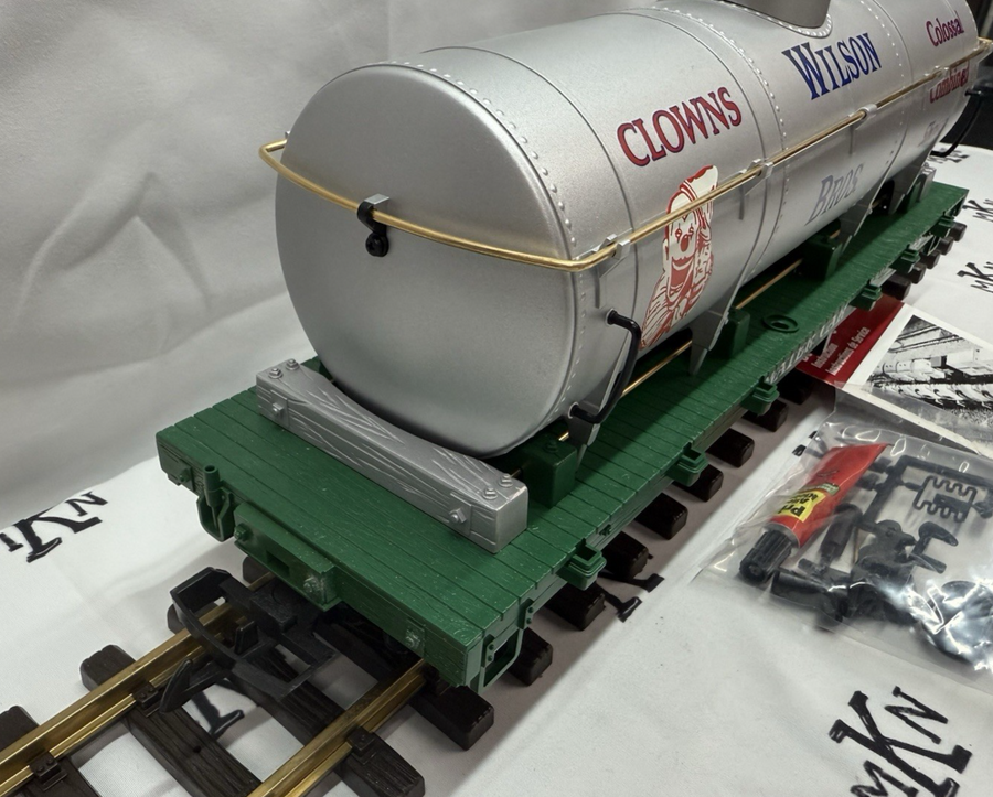 LGB 4080 DG Wilson Bros. Circus Train "Clowns" Water Tank Car G Scale