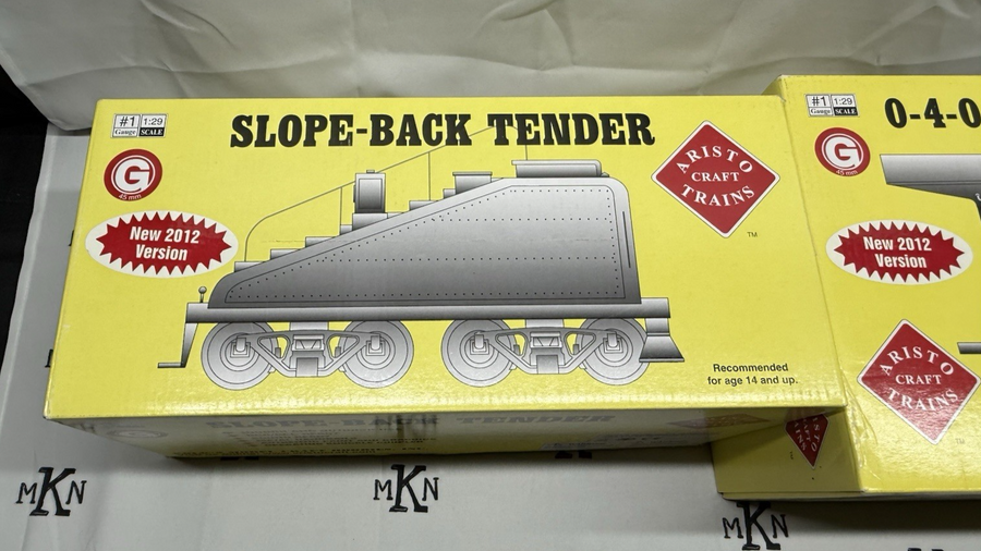 Aristo Craft Art 21235C North Pole Steam Locomotive and Tender Christmas G Scale