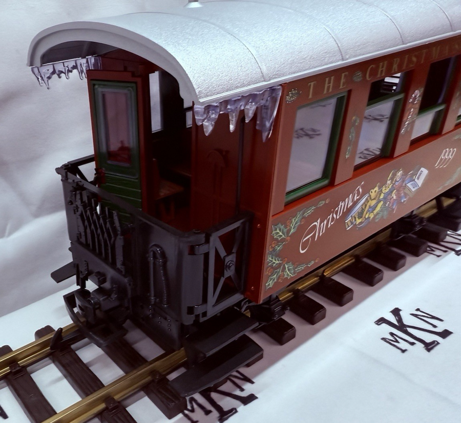 LGB 36079 Christmas 1999 Passenger Car G Scale NEW