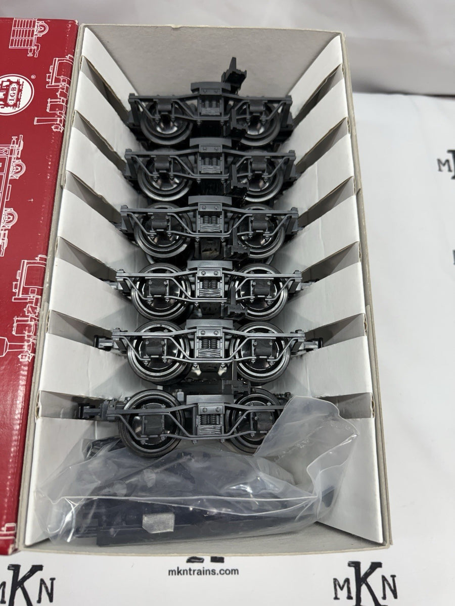 LGB 40770Forect Railway Logging Trucks 6 pc In Box NEW G scale