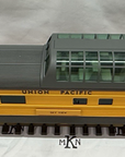 Aristo Craft ART-32604 “SKY VIEW” Vista Dome Streamline Union Pacific G Scale