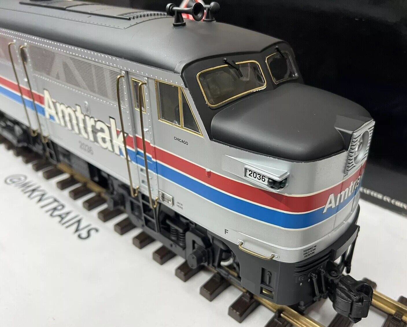 Aristo-Craft 22336 G Amtrak Alco FA-1 Diesel Locomotive - Painted Roof EX/Box