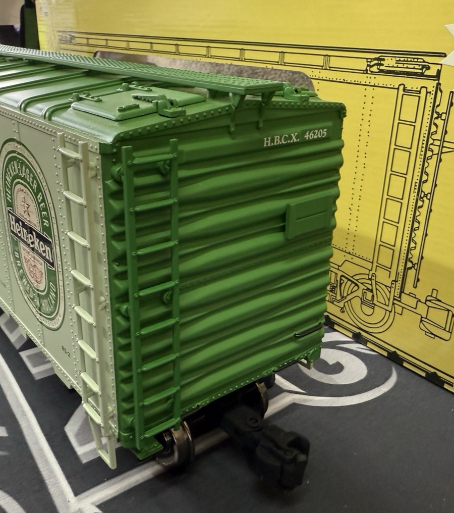 Aristo Craft ART 46205 Heineken Beer Reefer green metal wheels NEW/BOX G Scale
