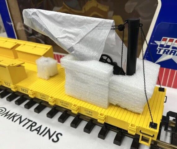 USA Trains/ RO 1821 Pennsylvania Work Flat Car With Crane Load G Scale Yellow