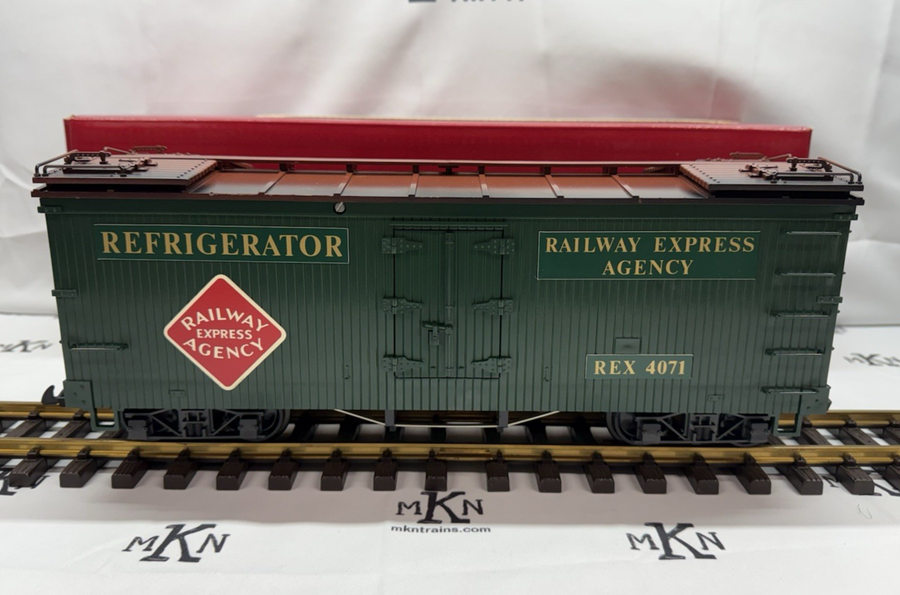 LGB 4071 G Scale Model Train Railway Express Agency Reefer Car LN/Box