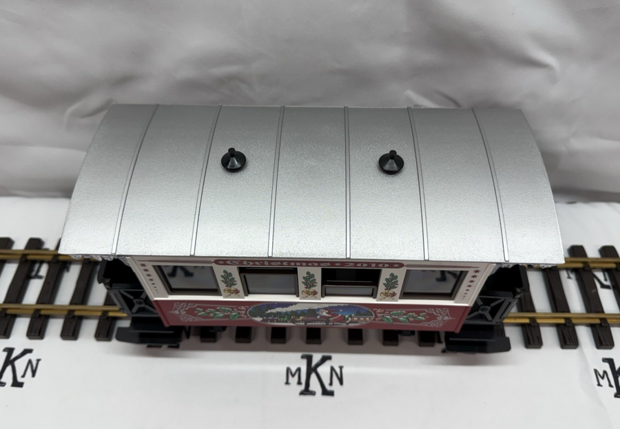 LGB 35072 Christmas 2010 Passenger Car Coach Brand New G Scale