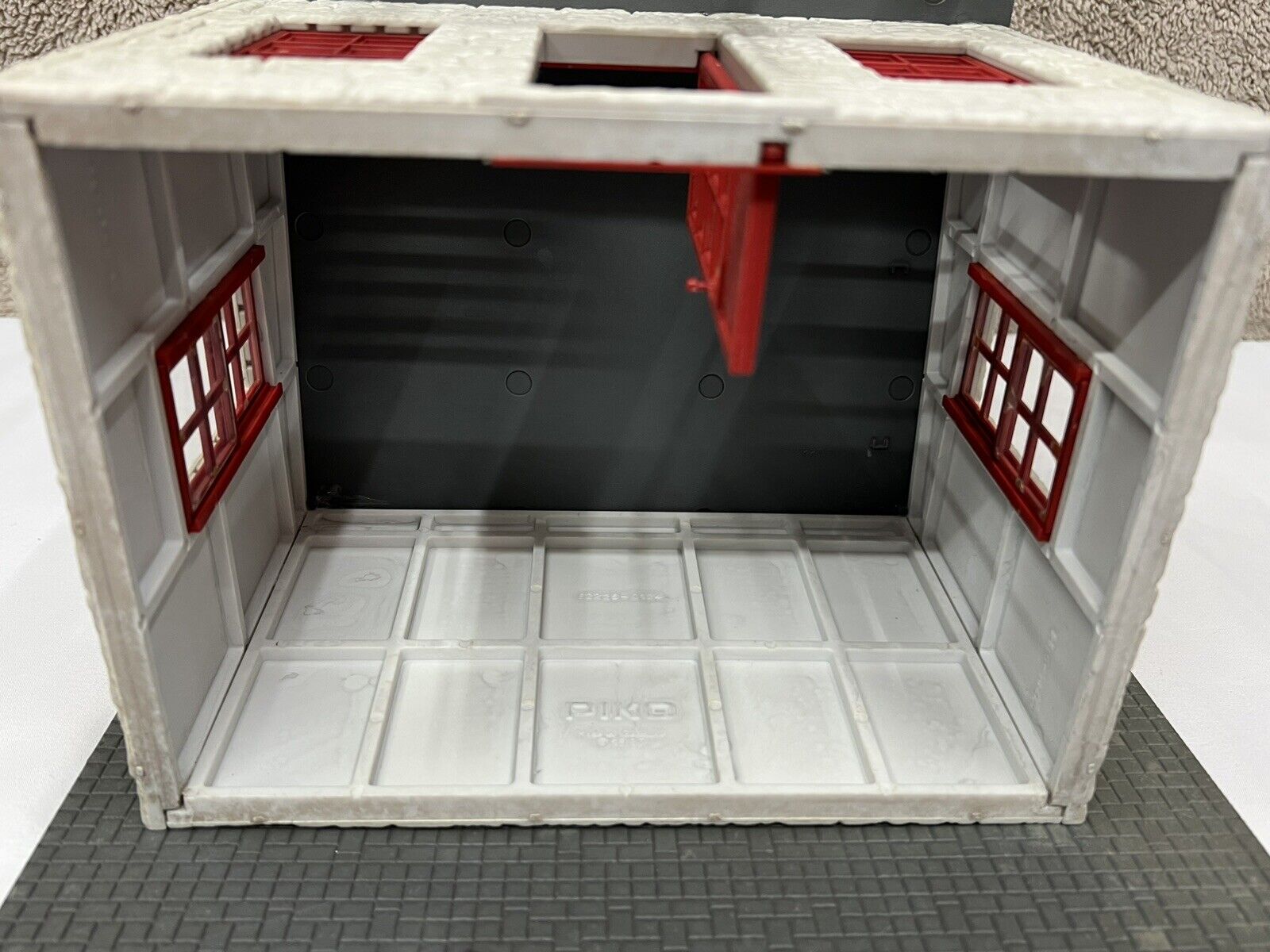 PIKO 62264 TEXACO Gas Station With Base Plate Assembled G Scale Excellent