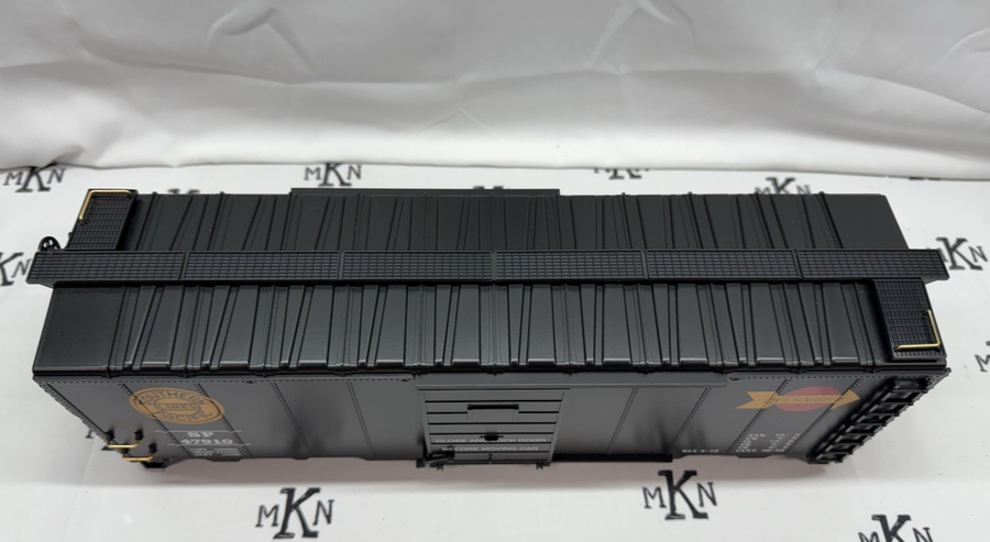 LGB G 47910 SOUTHERN PACIFIC BOXCAR G Scale LN Body No Trucks Kadee