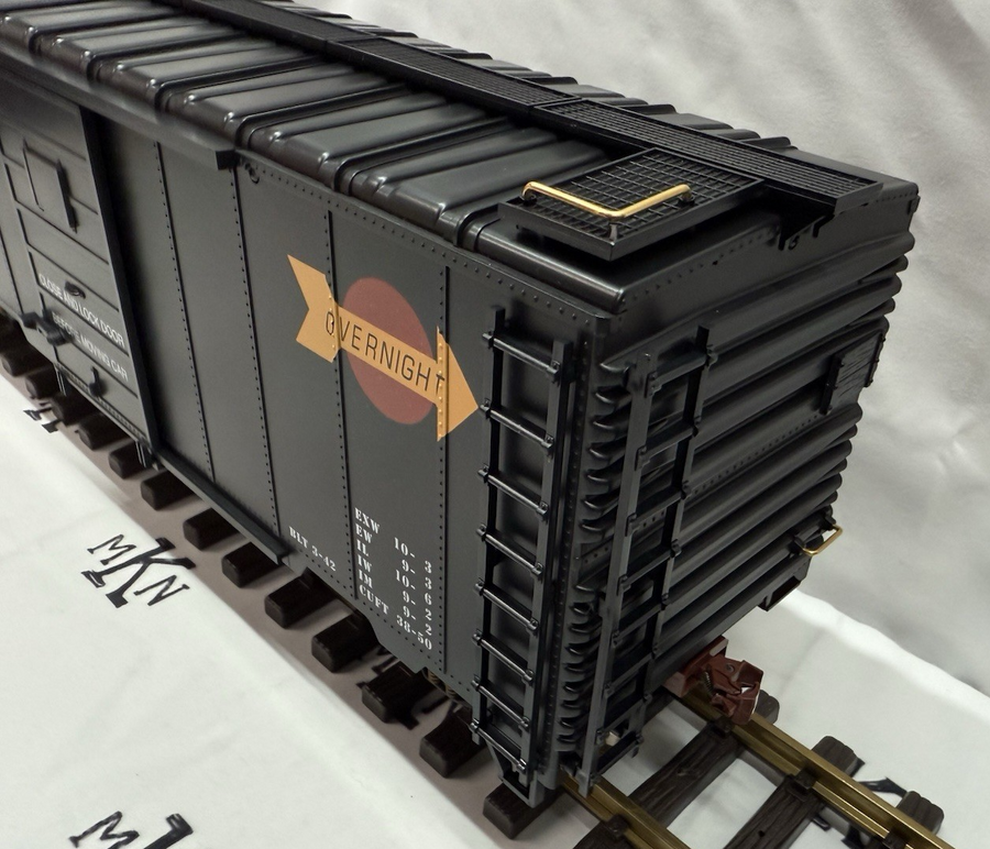 LGB 47910 Southern Pacific Box Car G Scale metal wheels Kadee Couplers