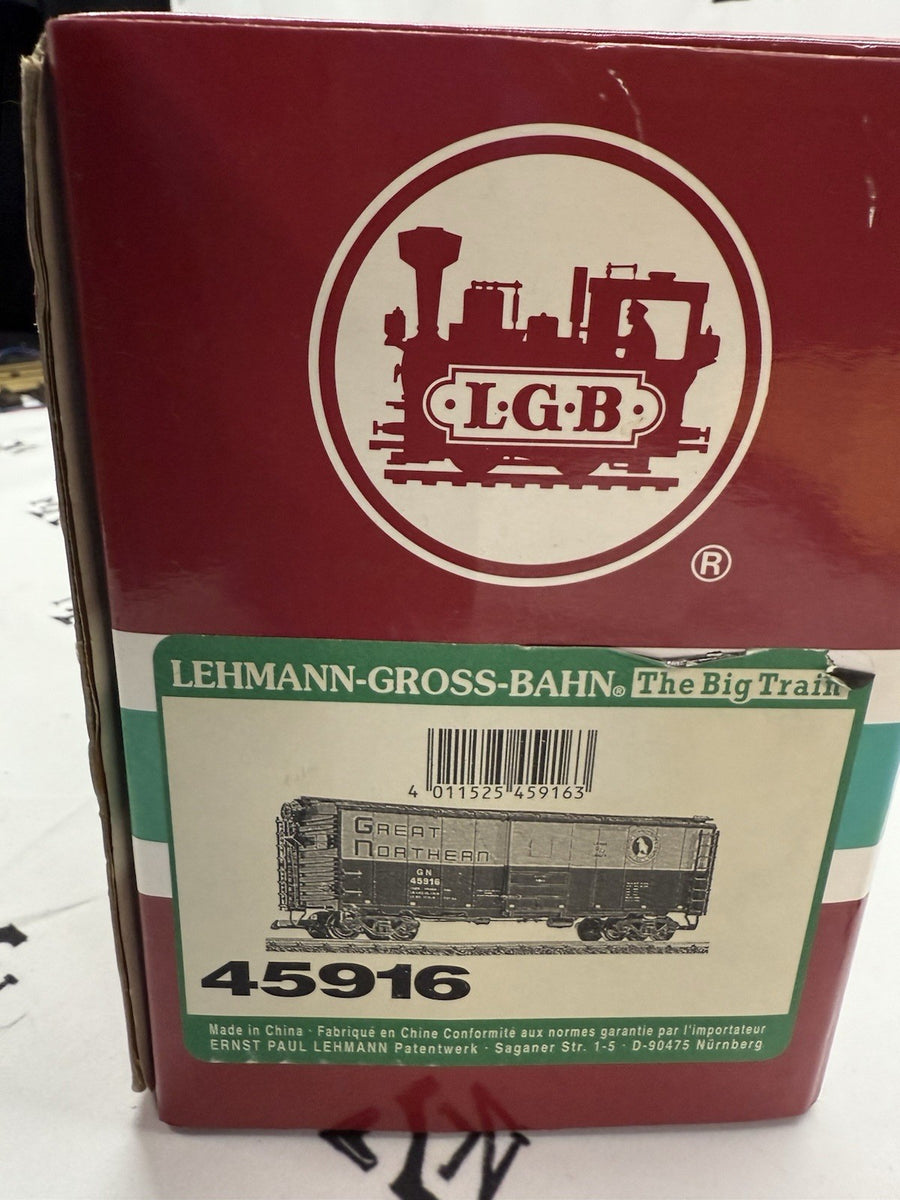 LGB 45916 Great Northern Box Car Kadee Couplers G Scale Old Stock No Trucks