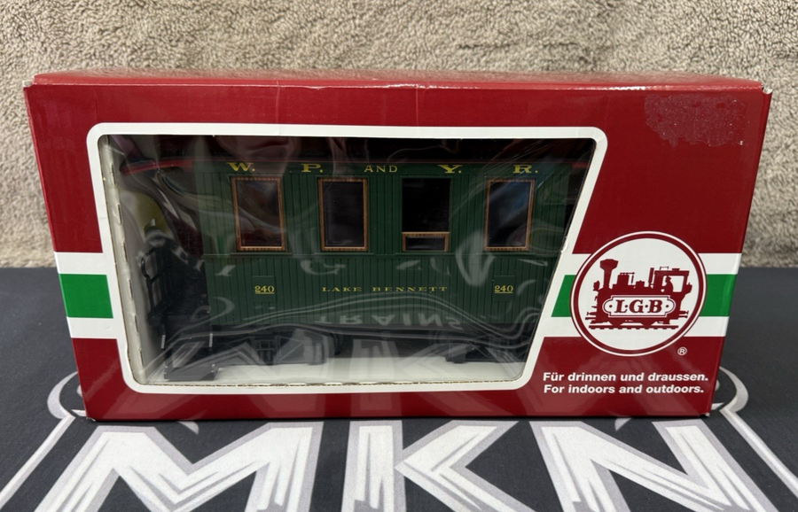 LGB G 36060 Passenger Car "Lake Bennett W.P. and Y.R. 240" USA LN/Box Lighted.
