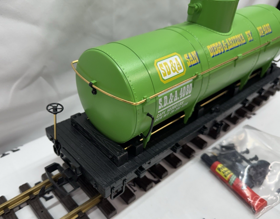 LGB 4080-Y05 San Diego & Arizona Green Tanker Car G Scale
