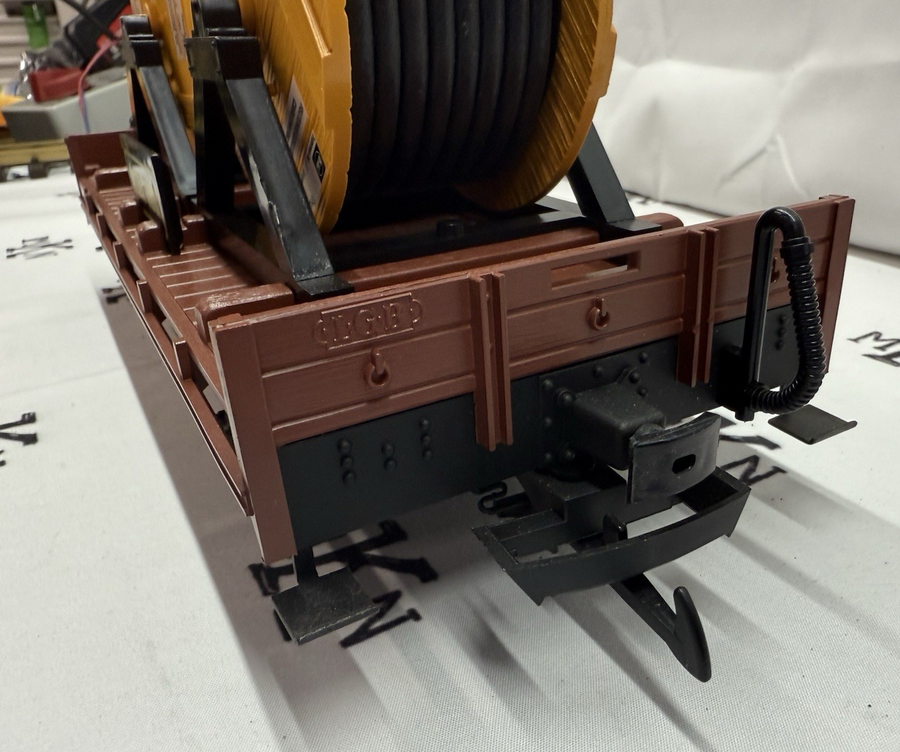 LGB 4002 REEL CAR W/ YELLOW Cable Reels G Scale New