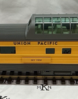 Aristo Craft ART-32604 “SKY VIEW” Vista Dome Streamline Union Pacific G Scale
