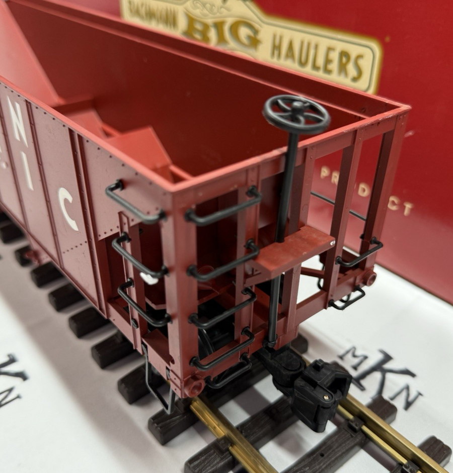 Bachmann 37199 G Gauge Model Railroad Union Pacific Hopper Car G Scale