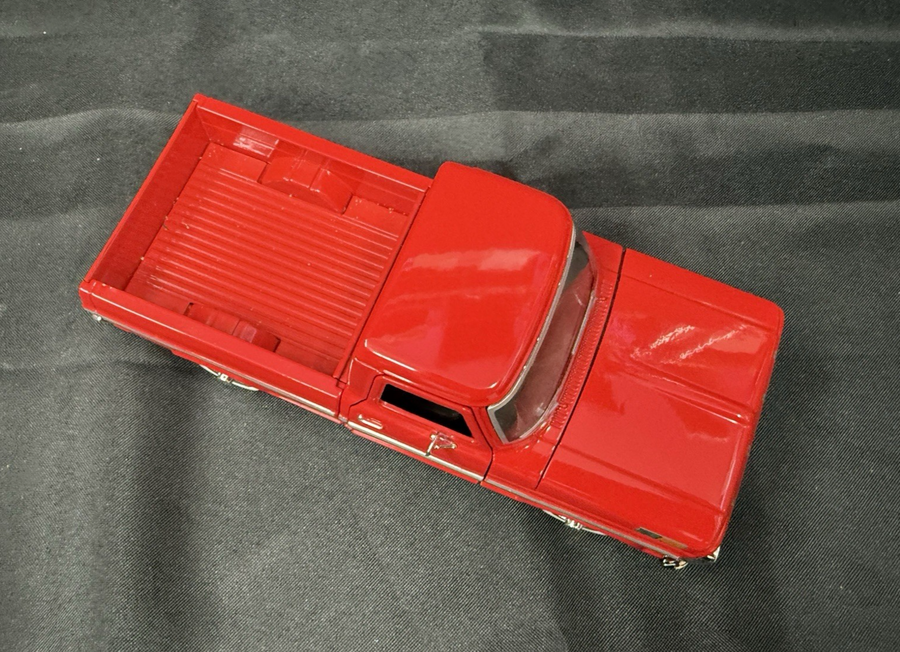 MOTORMAX 1969 FORD F-100 PICKUP TRUCK RED 1/24 (1:24) DIECAST NO BOX