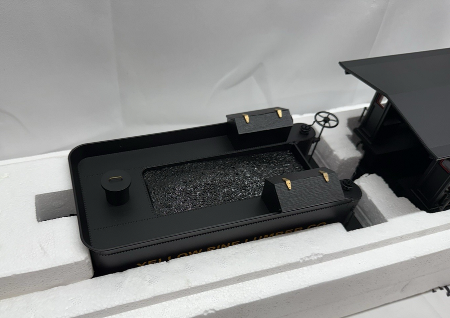 Bachmann 81496 G Scale Yellow Pine Lumber 2-6-0 Mogul Steam Locomotive