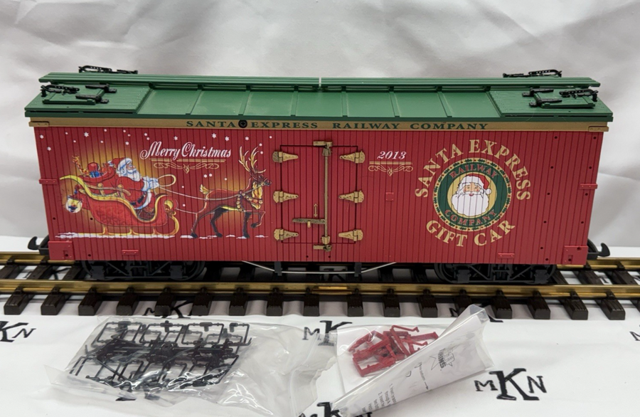 USA Trains R13031 Merry Christmas 2013 Reefer Car Santa Express G Scale