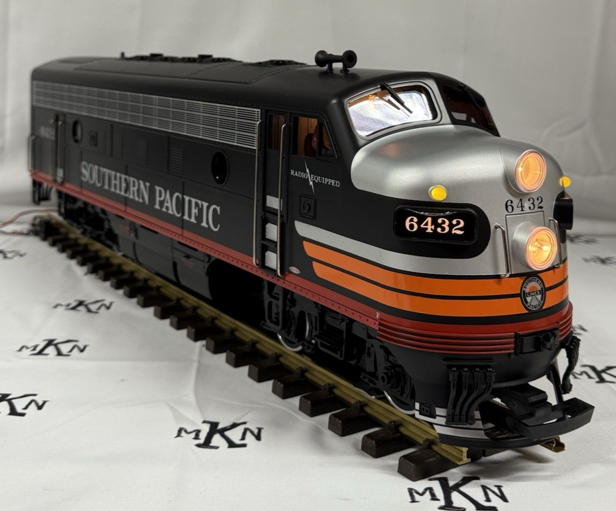 LGB 24570 SOUTHERN PACIFIC BLACK WIDOW F7 DIESEL LOCOMOTIVE TRAIN #6432 G Scale