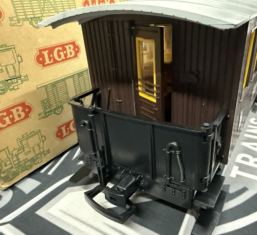 LGB  4065 #2 Brown Passenger Coach Car G Scale EX/Box