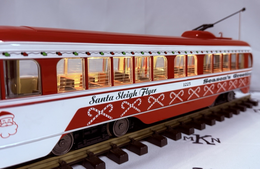 ARISTO CRAFT ART 23352x PCC TROLLEY "Season's Greetings" Santa Sleigh Flyer MINT