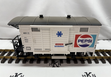 LGB 4031 Pepsi Cola Box Car G Scale with Track Cleaning Pads