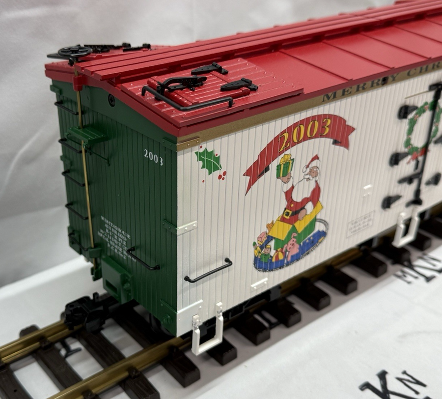 USA Trains R13021 Christmas 2003 Refrigerator Car G Scale