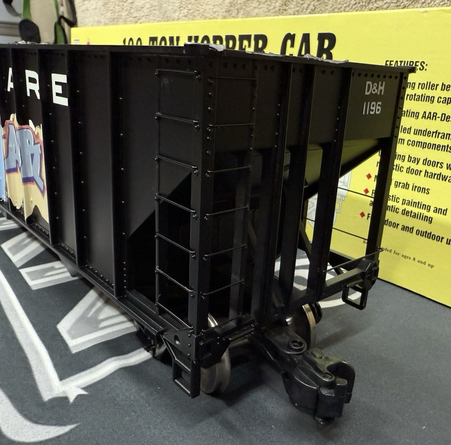 Aristo craft ART 41425 Delaware & Hudson 100 Ton Hopper Graffiti G Scale LN/BOX