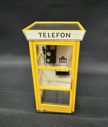 Pola LGB 952 G Scale Lighted Telephone Booth Excellent Tested
