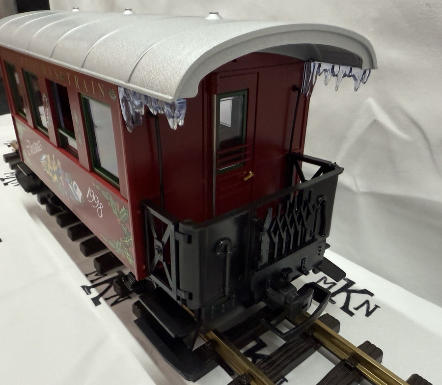 LGB 36078 Christmas Passenger Car 1998 G Scale New