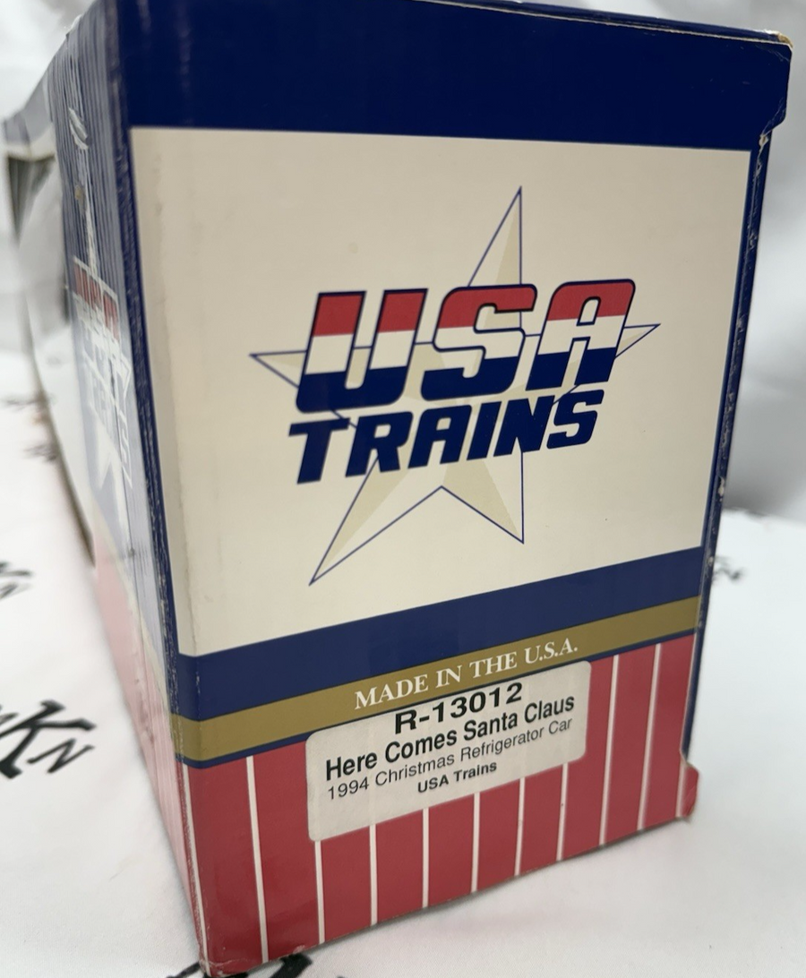 USA Trains R13012 Here Comes Santa Claus Merry Christmas Reefer G Scale New