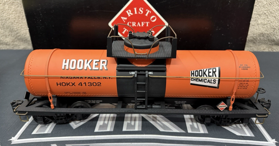 Aristo-Craft 41302 Hooker Single Dome Tank Car G Scale LN/Box