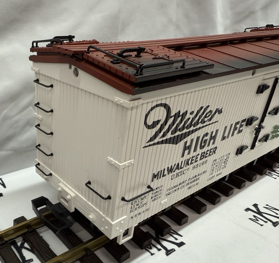 LGB 4072 MILLER HIGH LIFE REFRIGERATOR Reefer Car G Scale LN/BOX