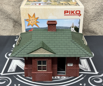 PIKO 62709 G Scale River City Station Building Built-Up New in Original Box