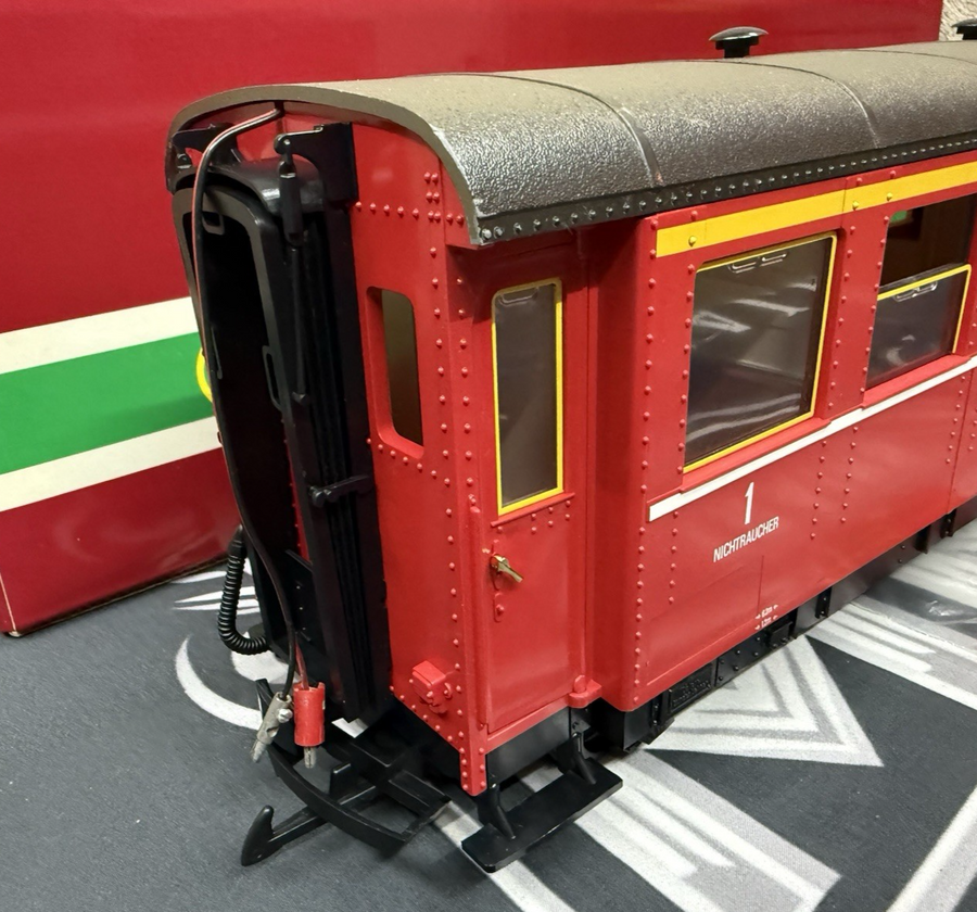 LGB G 3063 RED RHB PASSENGER CAR lighted VG/BOX G Scale