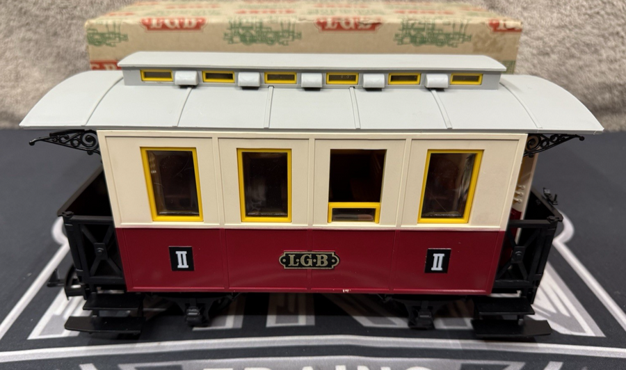 LGB 3011 Second (2nd) Class Red Passenger Coach Car early years G-Scale EX/Box