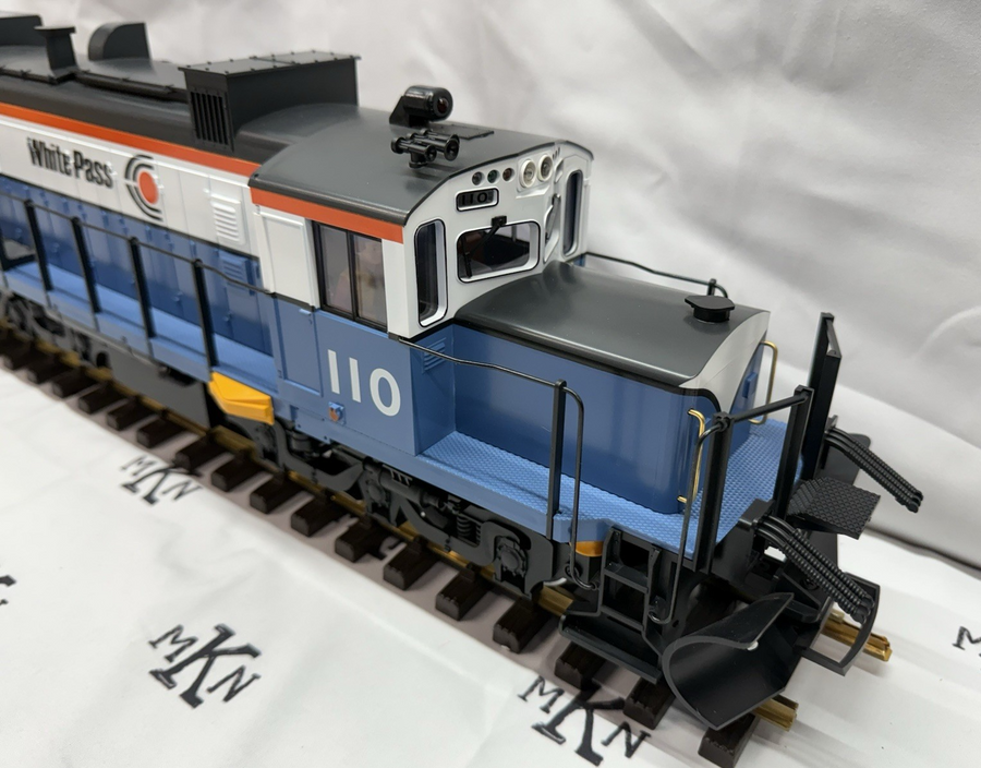 LGB 2055 LIMITED EDITION WOLFGANG WHITE PASS ALCO DIESEL LOCO 87 OF 100! NIB