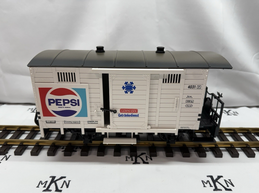 LGB 4031 Pepsi Cola Box Car G Scale with Track Cleaning Pads