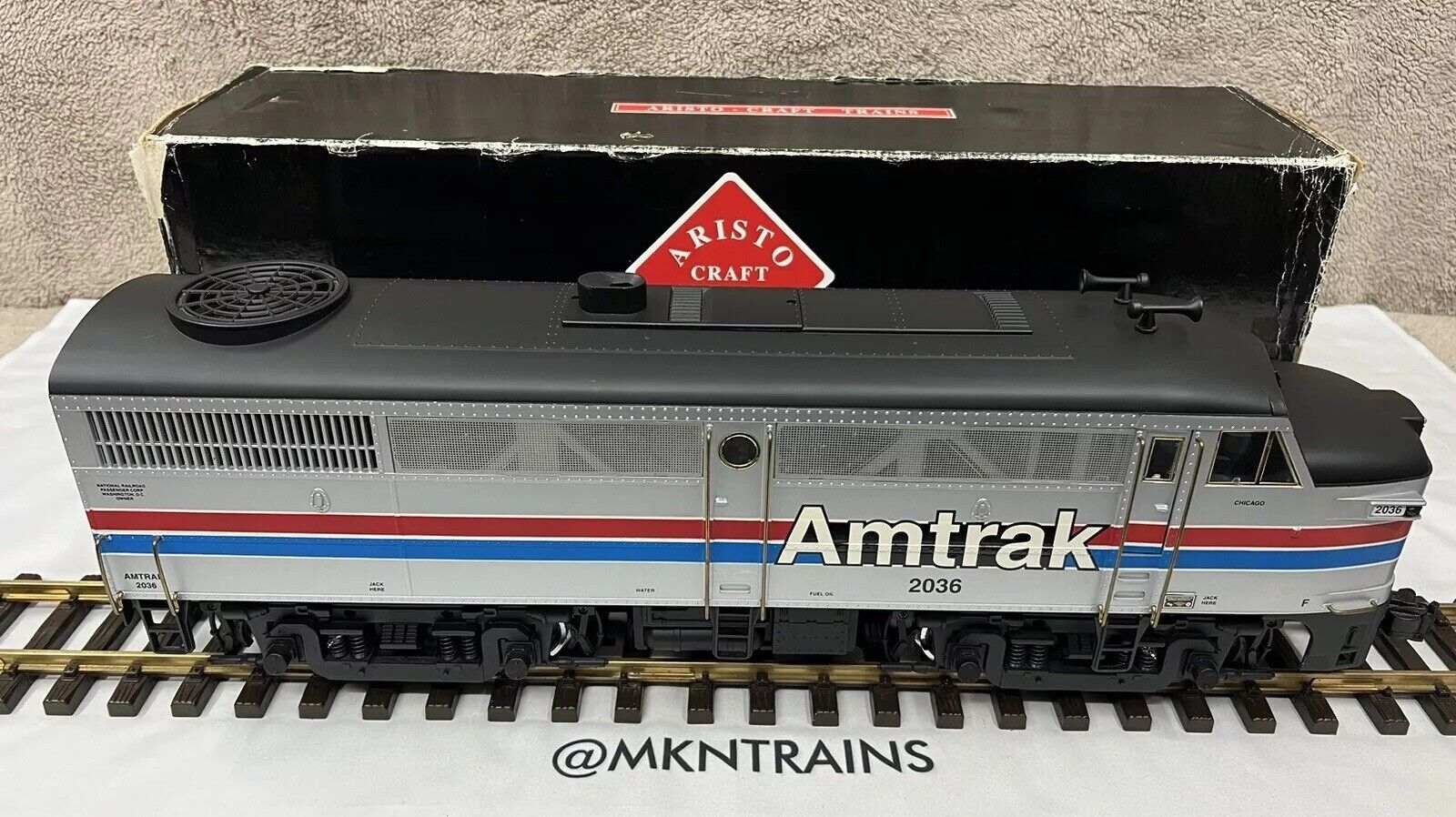 Aristo-Craft 22336 G Amtrak Alco FA-1 Diesel Locomotive - Painted Roof EX/Box