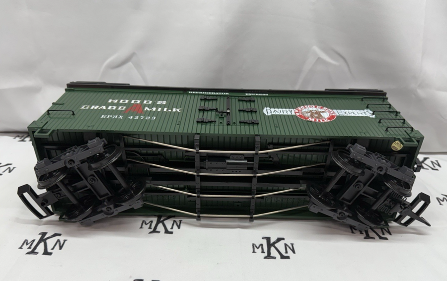 LGB G Scale 42723 Hood’s Grade A Milk Reefer Car G Scale LN/Box/Sleeve
