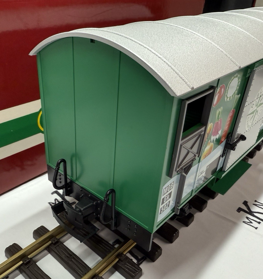 LGB 4128 R. Blank Grains Box Car Fruit & Vegetable Mural New G Scale