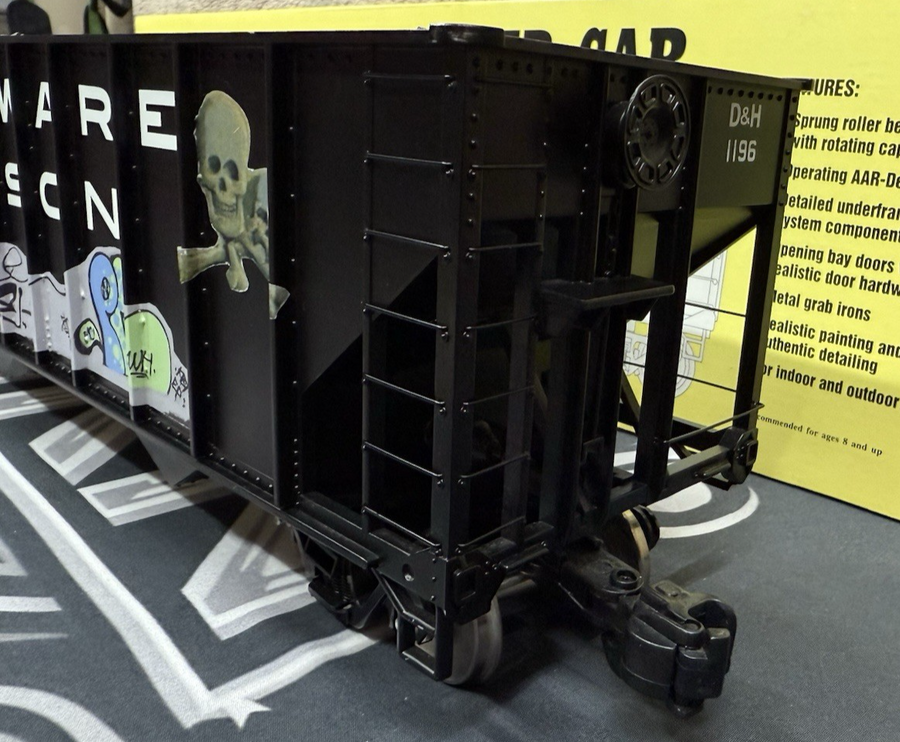 Aristo craft ART 41425 Delaware & Hudson 100 Ton Hopper Graffiti G Scale LN/BOX
