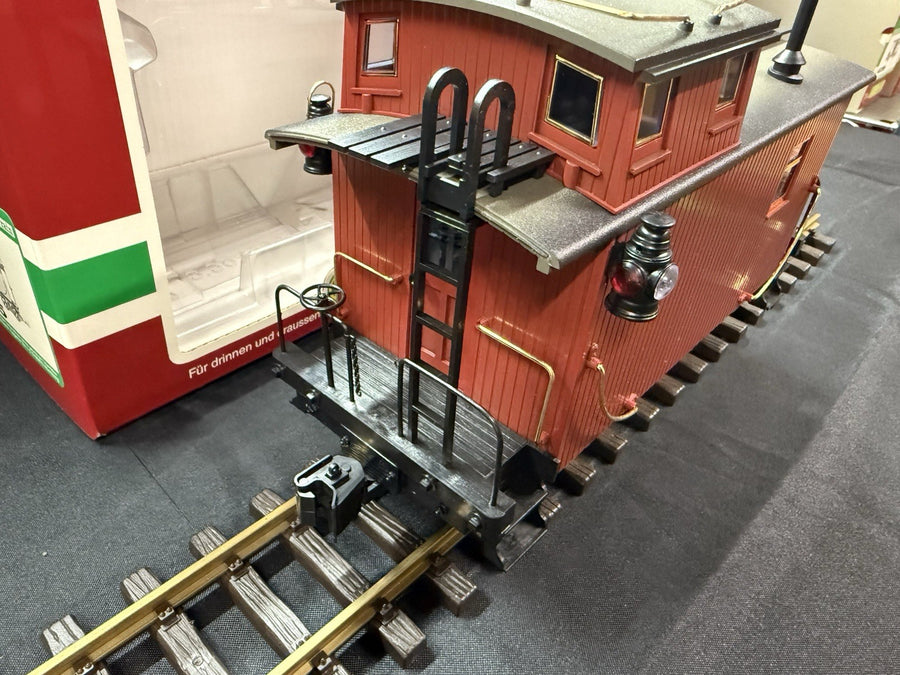 LGB 47655 Undecorated Short Caboose G Scale Metal Wheels Knuckles NIB Rare