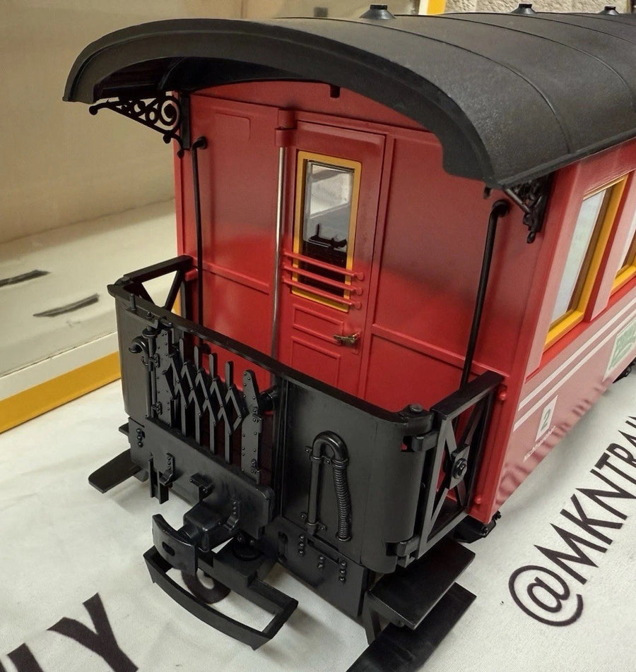 LGB PRIMUS 93107 RED NICHTRAUCHER #2 PASSENGER CAR NOS New G Scale